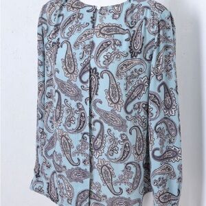 EUC LOFT BEAUTIFUL BLUE PAISLEY BLOUSE SOPHISTICATED DRESSED UP OR WITH JEANS